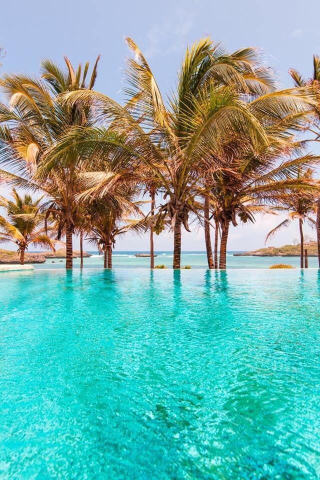 Tiwi Beach Resort & Spa Mombassa Buitenkant foto